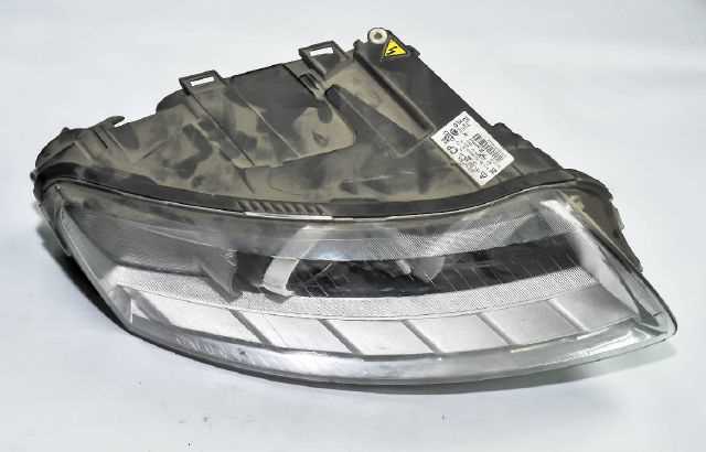 Audi A6 2007-2010 Çıkma Yedek Sag Far